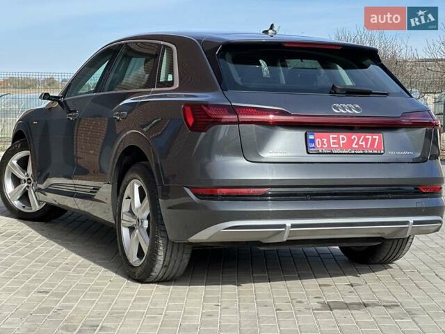 Серый Ауди E-Tron, объемом двигателя 0 л и пробегом 59 тыс. км за 37396 $, фото 8 на Automoto.ua