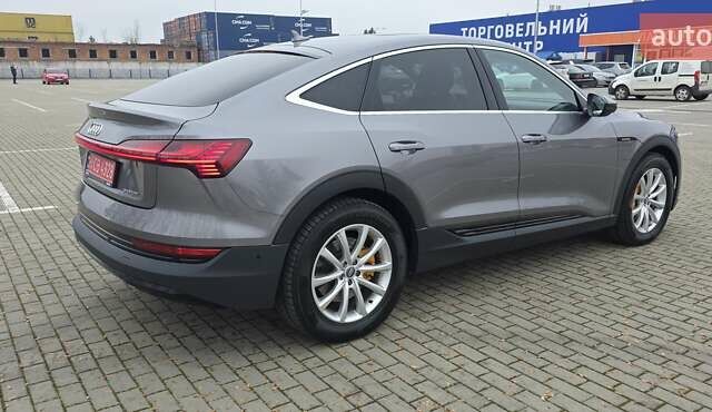 Сірий Ауді E-Tron, об'ємом двигуна 0 л та пробігом 140 тис. км за 28800 $, фото 40 на Automoto.ua