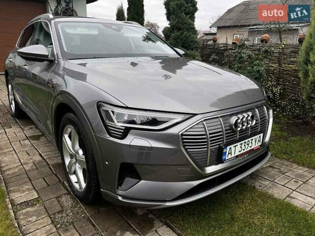 Серый Ауди E-Tron, объемом двигателя 0 л и пробегом 165 тыс. км за 33000 $, фото 9 на Automoto.ua