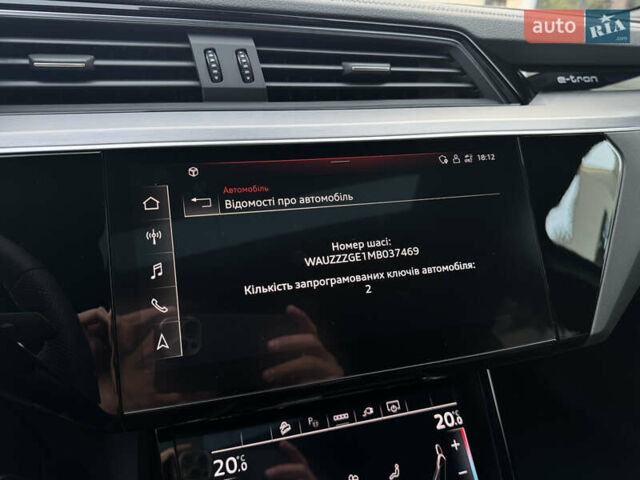 Серый Ауди E-Tron, объемом двигателя 0 л и пробегом 119 тыс. км за 41500 $, фото 53 на Automoto.ua