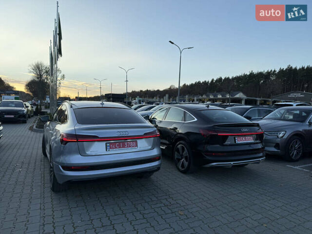 Серый Ауди E-Tron, объемом двигателя 0 л и пробегом 32 тыс. км за 41990 $, фото 51 на Automoto.ua