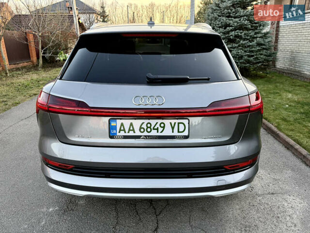 Серый Ауди E-Tron, объемом двигателя 0 л и пробегом 78 тыс. км за 33000 $, фото 11 на Automoto.ua