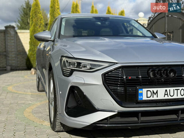 Серый Ауди E-Tron, объемом двигателя 0 л и пробегом 130 тыс. км за 37000 $, фото 36 на Automoto.ua