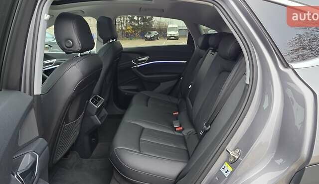 Сірий Ауді E-Tron, об'ємом двигуна 0 л та пробігом 140 тис. км за 28800 $, фото 79 на Automoto.ua