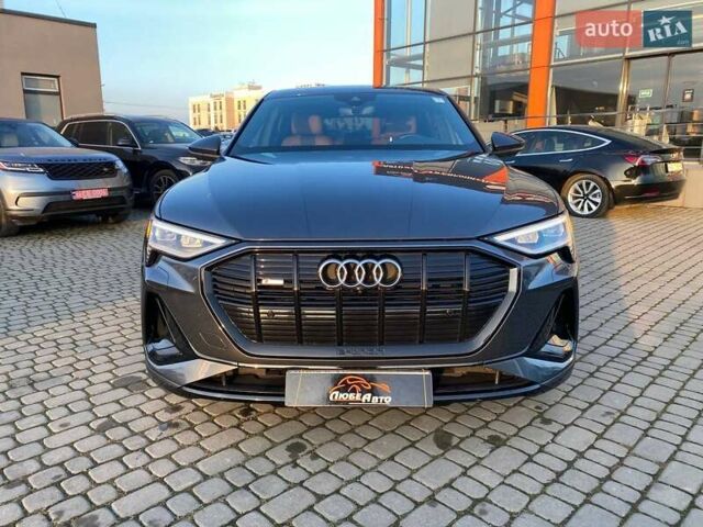 Сірий Ауді E-Tron, об'ємом двигуна 0 л та пробігом 53 тис. км за 29900 $, фото 1 на Automoto.ua
