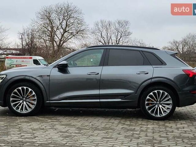 Сірий Ауді E-Tron, об'ємом двигуна 0 л та пробігом 117 тис. км за 27200 $, фото 7 на Automoto.ua