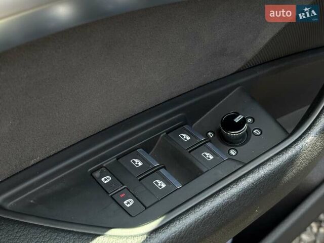 Серый Ауди E-Tron, объемом двигателя 0 л и пробегом 115 тыс. км за 37600 $, фото 30 на Automoto.ua