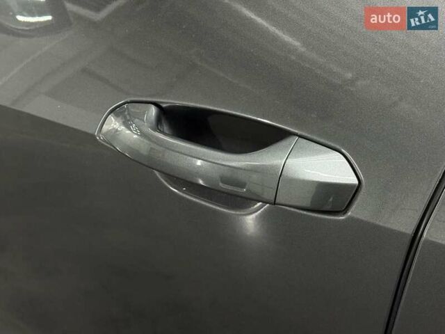 Сірий Ауді E-Tron, об'ємом двигуна 0 л та пробігом 86 тис. км за 37423 $, фото 12 на Automoto.ua