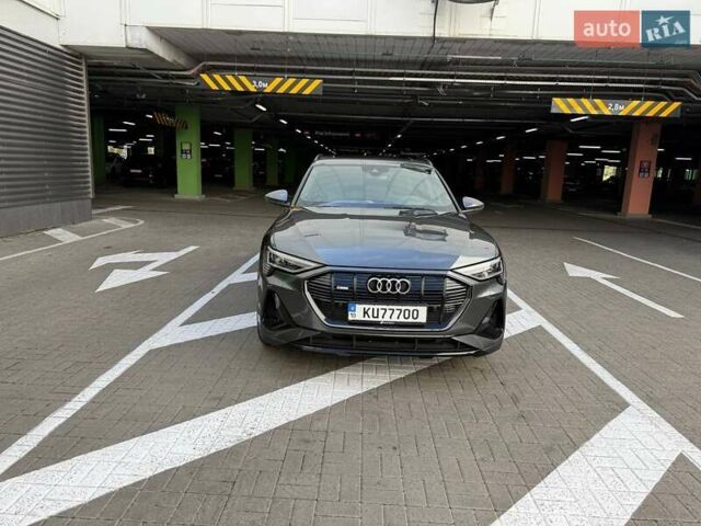 Сірий Ауді E-Tron, об'ємом двигуна 0 л та пробігом 45 тис. км за 48137 $, фото 1 на Automoto.ua