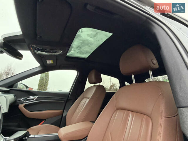 Серый Ауди E-Tron, объемом двигателя 0 л и пробегом 126 тыс. км за 29999 $, фото 29 на Automoto.ua