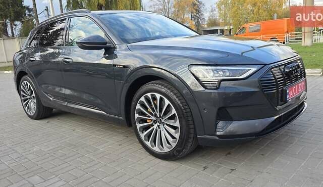 Сірий Ауді E-Tron, об'ємом двигуна 0 л та пробігом 110 тис. км за 29999 $, фото 8 на Automoto.ua