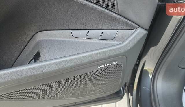 Сірий Ауді E-Tron, об'ємом двигуна 0 л та пробігом 110 тис. км за 29999 $, фото 41 на Automoto.ua