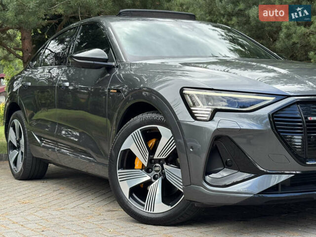 Сірий Ауді E-Tron, об'ємом двигуна 0 л та пробігом 106 тис. км за 38400 $, фото 8 на Automoto.ua