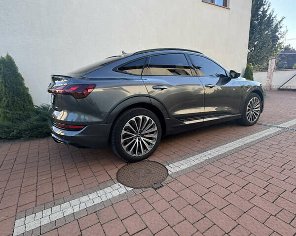 Серый Ауди E-Tron, объемом двигателя 0 л и пробегом 29 тыс. км за 45500 $, фото 19 на Automoto.ua