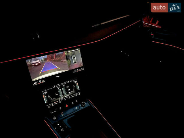 Серый Ауди E-Tron, объемом двигателя 0 л и пробегом 36 тыс. км за 45445 $, фото 140 на Automoto.ua