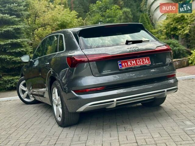Сірий Ауді E-Tron, об'ємом двигуна 0 л та пробігом 148 тис. км за 27500 $, фото 77 на Automoto.ua
