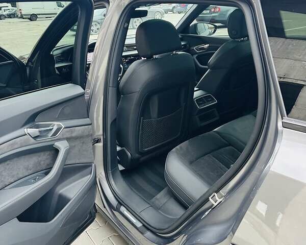 Ауди E-Tron 2021 в Тернополе на Automoto.ua Серый Ауди E-Tron, объемом двигателя 0 л и пробегом 85 тыс. км за 27999 $, фото 38 на Automoto.ua