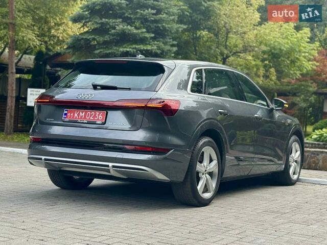 Сірий Ауді E-Tron, об'ємом двигуна 0 л та пробігом 148 тис. км за 27500 $, фото 72 на Automoto.ua