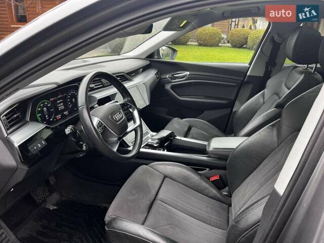 Серый Ауди E-Tron, объемом двигателя 0 л и пробегом 165 тыс. км за 33000 $, фото 17 на Automoto.ua