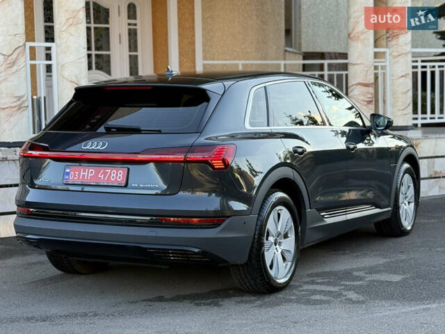 Серый Ауди E-Tron, объемом двигателя 0 л и пробегом 125 тыс. км за 26900 $, фото 12 на Automoto.ua