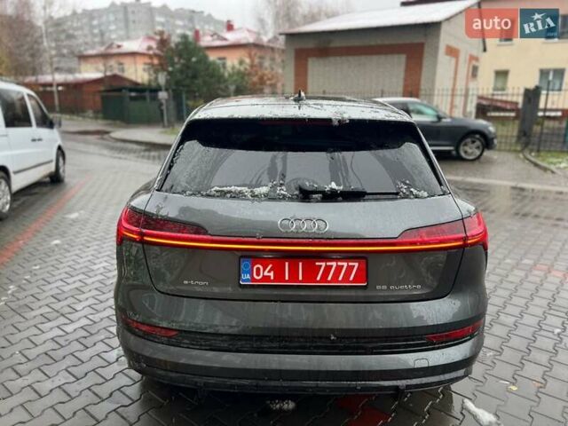 Серый Ауди E-Tron, объемом двигателя 0 л и пробегом 125 тыс. км за 34999 $, фото 14 на Automoto.ua
