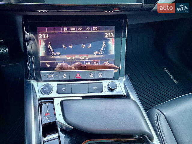 Серый Ауди E-Tron, объемом двигателя 0 л и пробегом 78 тыс. км за 33000 $, фото 27 на Automoto.ua