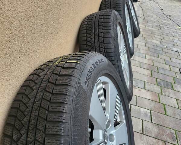 Сірий Ауді E-Tron, об'ємом двигуна 0 л та пробігом 117 тис. км за 27200 $, фото 26 на Automoto.ua