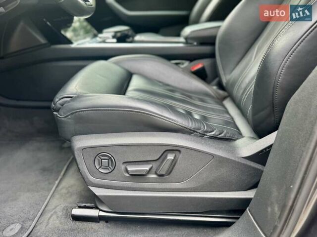 Сірий Ауді E-Tron, об'ємом двигуна 0 л та пробігом 148 тис. км за 27500 $, фото 117 на Automoto.ua