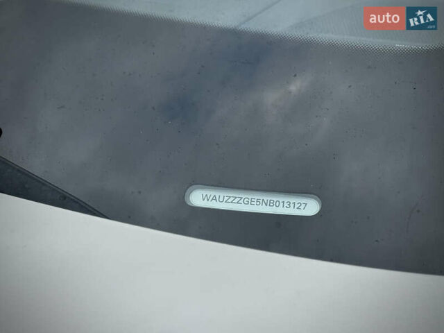 Серый Ауди E-Tron, объемом двигателя 0 л и пробегом 36 тыс. км за 45445 $, фото 41 на Automoto.ua