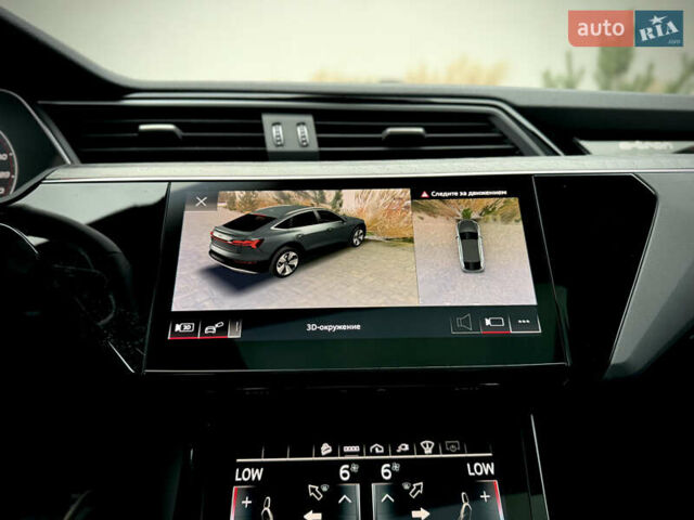 Серый Ауди E-Tron, объемом двигателя 0 л и пробегом 36 тыс. км за 45445 $, фото 103 на Automoto.ua