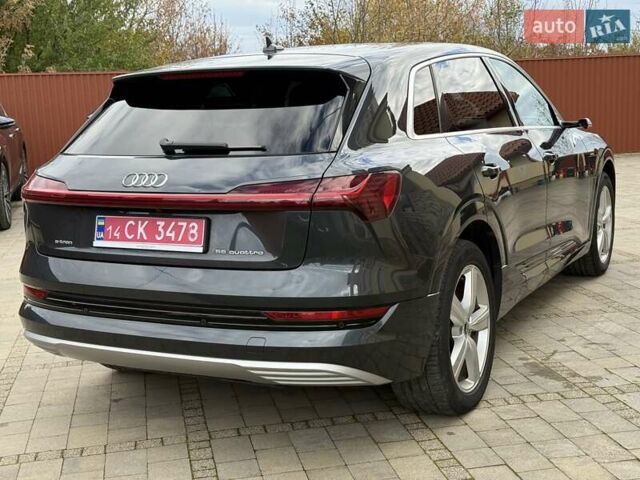 Серый Ауди E-Tron, объемом двигателя 0 л и пробегом 109 тыс. км за 29999 $, фото 5 на Automoto.ua