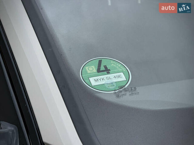 Серый Ауди E-Tron, объемом двигателя 0 л и пробегом 36 тыс. км за 45445 $, фото 57 на Automoto.ua