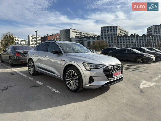 Серый Ауди E-Tron, объемом двигателя 0 л и пробегом 32 тыс. км за 41990 $, фото 18 на Automoto.ua