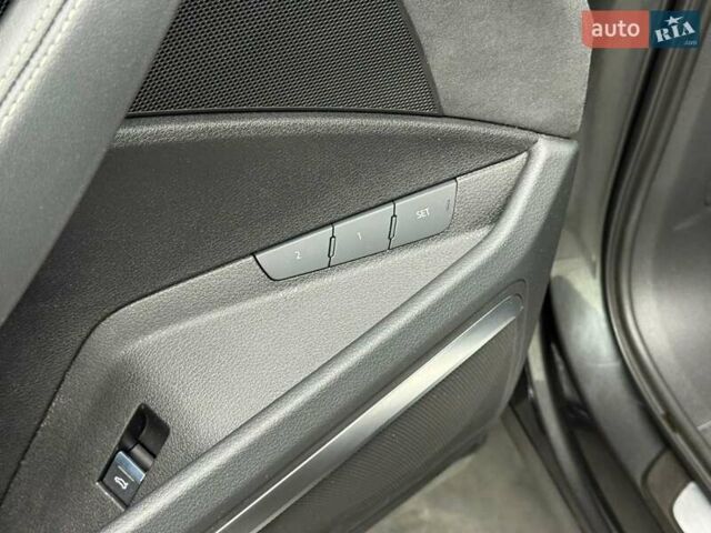 Сірий Ауді E-Tron, об'ємом двигуна 0 л та пробігом 86 тис. км за 37423 $, фото 17 на Automoto.ua