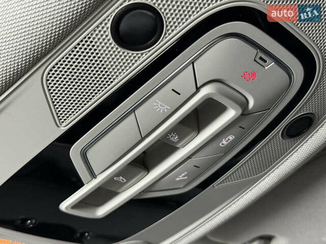 Серый Ауди E-Tron, объемом двигателя 0 л и пробегом 44 тыс. км за 33000 $, фото 27 на Automoto.ua