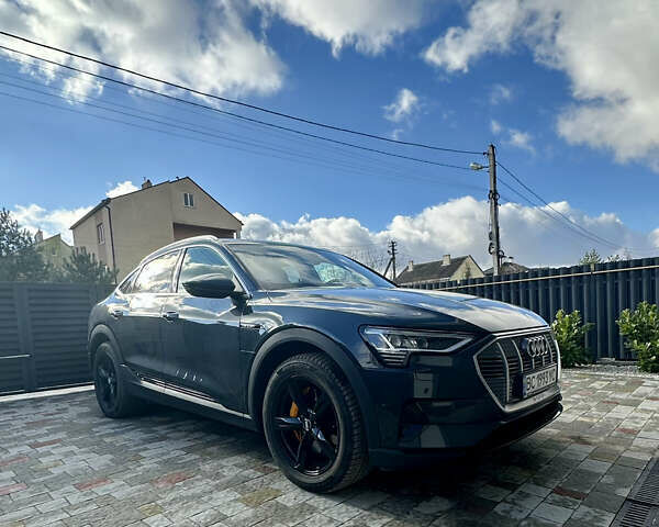 Серый Ауди E-Tron, объемом двигателя 0 л и пробегом 79 тыс. км за 36500 $, фото 3 на Automoto.ua