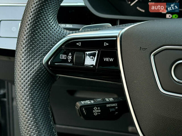 Сірий Ауді E-Tron, об'ємом двигуна 0 л та пробігом 47 тис. км за 45000 $, фото 50 на Automoto.ua