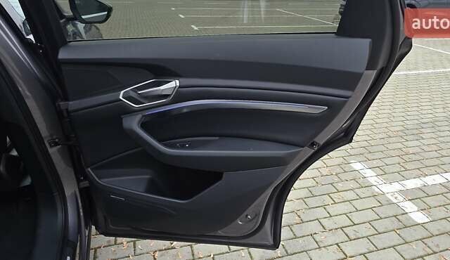 Сірий Ауді E-Tron, об'ємом двигуна 0 л та пробігом 140 тис. км за 28800 $, фото 91 на Automoto.ua