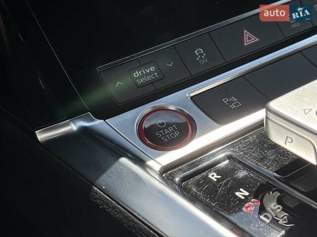 Серый Ауди E-Tron, объемом двигателя 0 л и пробегом 115 тыс. км за 37600 $, фото 18 на Automoto.ua