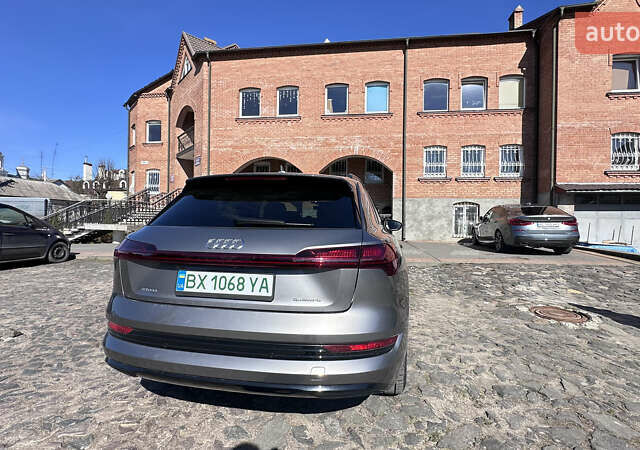 Серый Ауди E-Tron, объемом двигателя 0 л и пробегом 50 тыс. км за 36000 $, фото 10 на Automoto.ua
