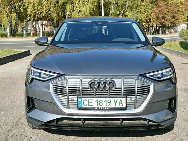 Ауді E-Tron 2021 у Чернівцях на Automoto.ua Сірий Ауді E-Tron, об'ємом двигуна 0 л та пробігом 82 тис. км за 31500 $, фото 2 на Automoto.ua