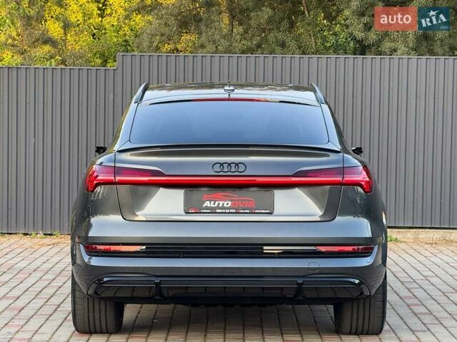 Серый Ауди E-Tron, объемом двигателя 0 л и пробегом 56 тыс. км за 46999 $, фото 4 на Automoto.ua