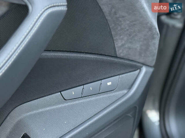 Серый Ауди E-Tron, объемом двигателя 0 л и пробегом 28 тыс. км за 34900 $, фото 30 на Automoto.ua