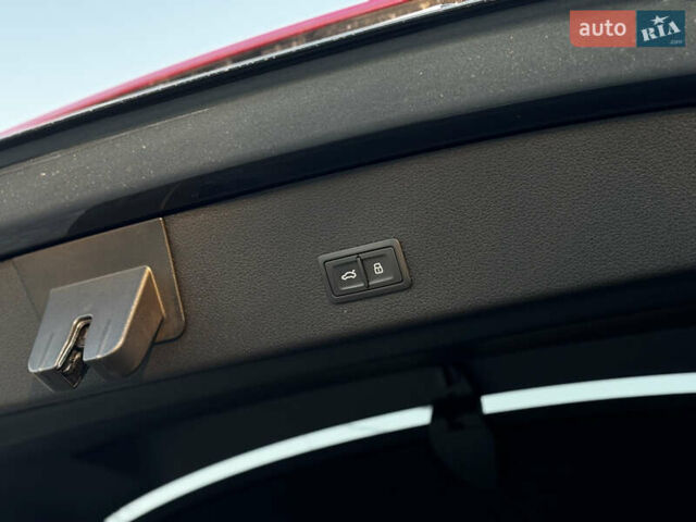 Серый Ауди E-Tron, объемом двигателя 0 л и пробегом 70 тыс. км за 42850 $, фото 48 на Automoto.ua