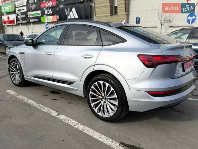 Серый Ауди E-Tron, объемом двигателя 0 л и пробегом 32 тыс. км за 41990 $, фото 30 на Automoto.ua