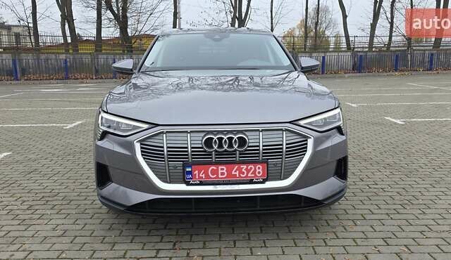 Сірий Ауді E-Tron, об'ємом двигуна 0 л та пробігом 140 тис. км за 28800 $, фото 26 на Automoto.ua
