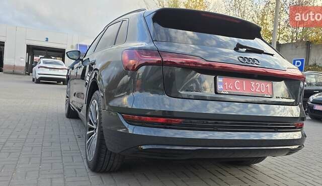 Сірий Ауді E-Tron, об'ємом двигуна 0 л та пробігом 110 тис. км за 29999 $, фото 28 на Automoto.ua