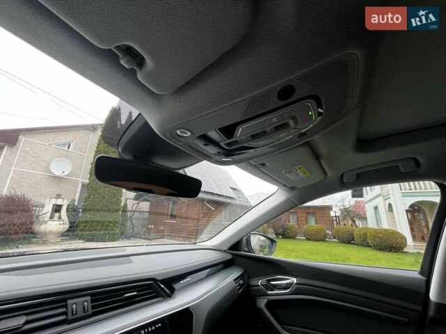 Серый Ауди E-Tron, объемом двигателя 0 л и пробегом 165 тыс. км за 33000 $, фото 28 на Automoto.ua