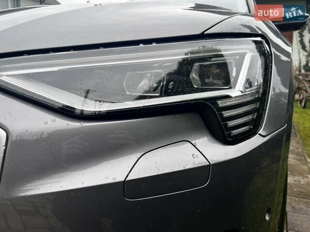 Серый Ауди E-Tron, объемом двигателя 0 л и пробегом 165 тыс. км за 33000 $, фото 14 на Automoto.ua