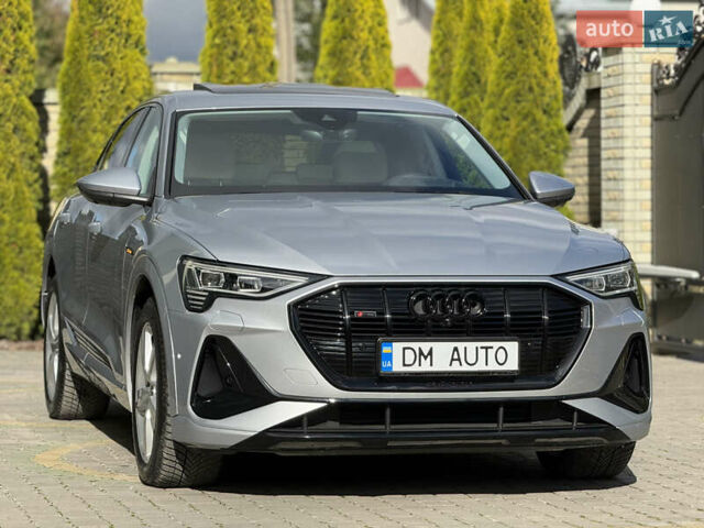 Серый Ауди E-Tron, объемом двигателя 0 л и пробегом 130 тыс. км за 37000 $, фото 40 на Automoto.ua